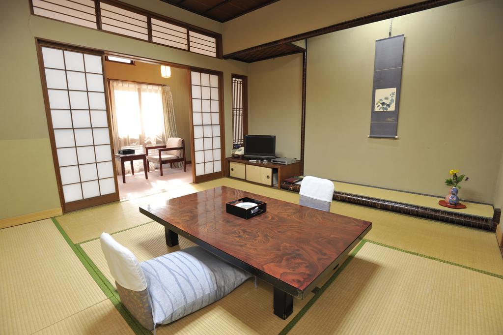 Hotel Tokiwa Yamaguchi Zewnętrze zdjęcie